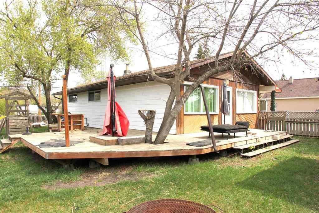 MLS® A2220241 - 208 1 Avenue W in NONE Maidstone, Residential