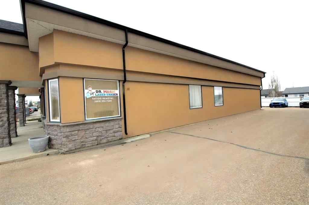 MLS® A2220265 - Unit #2 5021 Parkwood Road  in Highway Commercial Blackfalds, Commercial