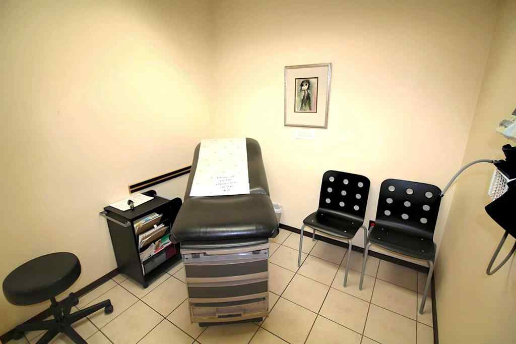 MLS® A2220265 - Unit #2 5021 Parkwood Road  in Highway Commercial Blackfalds, Commercial