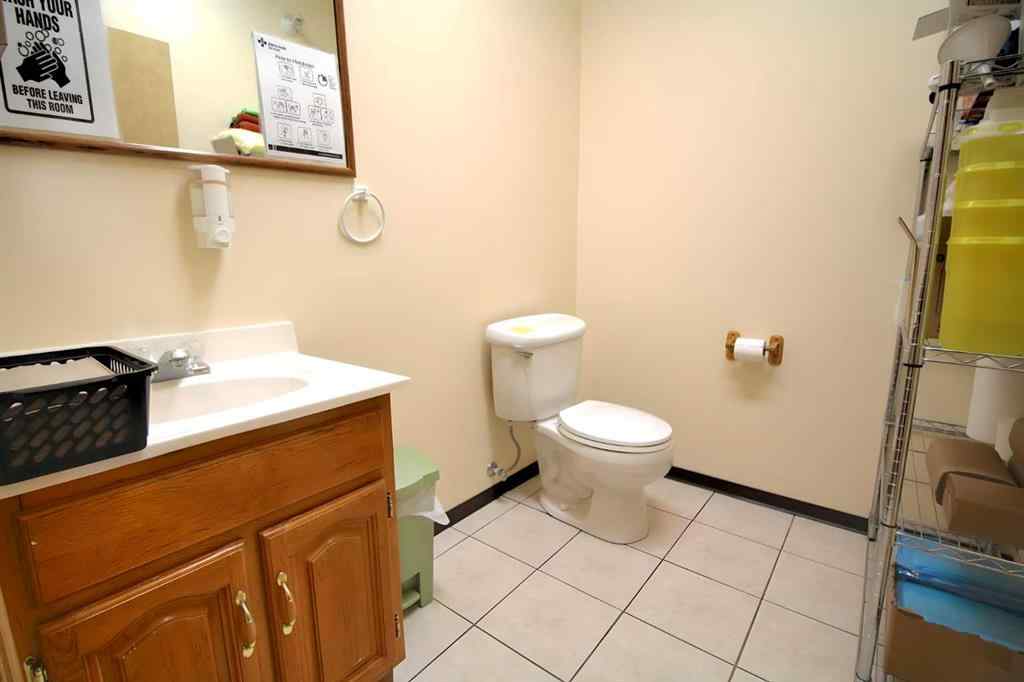 MLS® A2220265 - Unit #2 5021 Parkwood Road  in Highway Commercial Blackfalds, Commercial