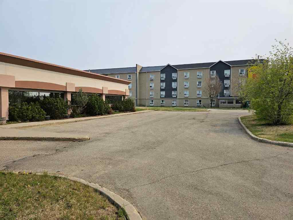 MLS® A2220271 - 10070 117 Avenue  in Northridge Grande Prairie, Commercial