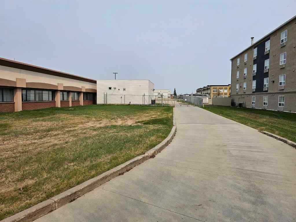 MLS® A2220271 - 10070 117 Avenue  in Northridge Grande Prairie, Commercial