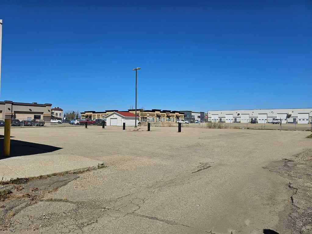 MLS® A2220271 - 10070 117 Avenue  in Northridge Grande Prairie, Commercial