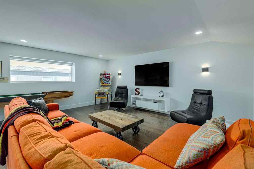 MLS® A2220302 - Unit #5 306046 17 Street E in NONE Rural Foothills County, Commercial