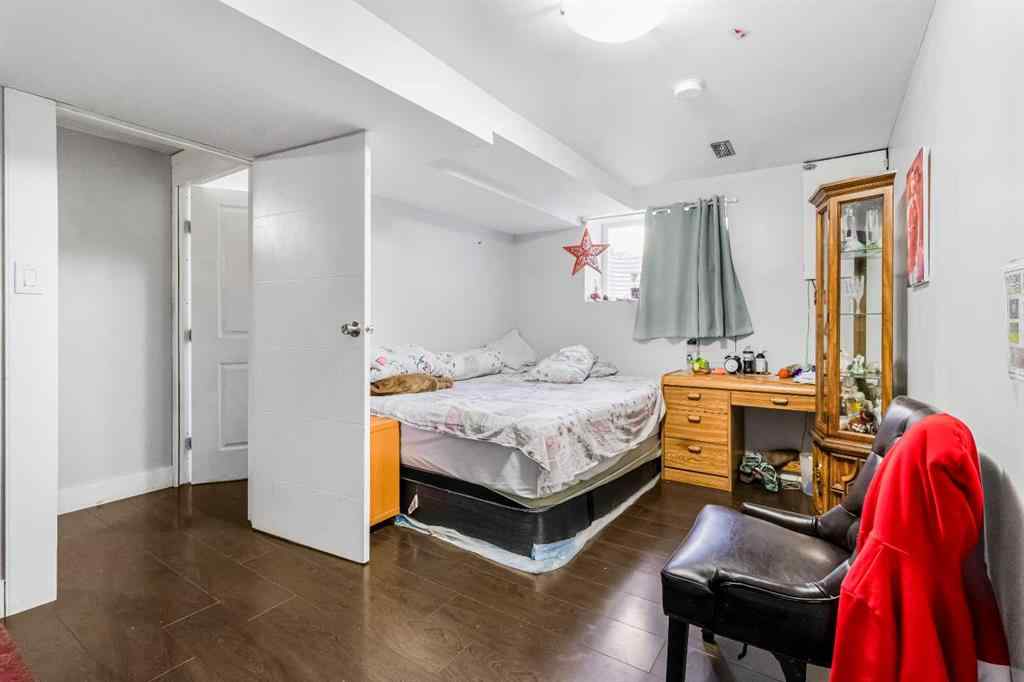 MLS® A2220335 - 183 Penbrooke Close SE in Penbrooke Meadows Calgary, Residential