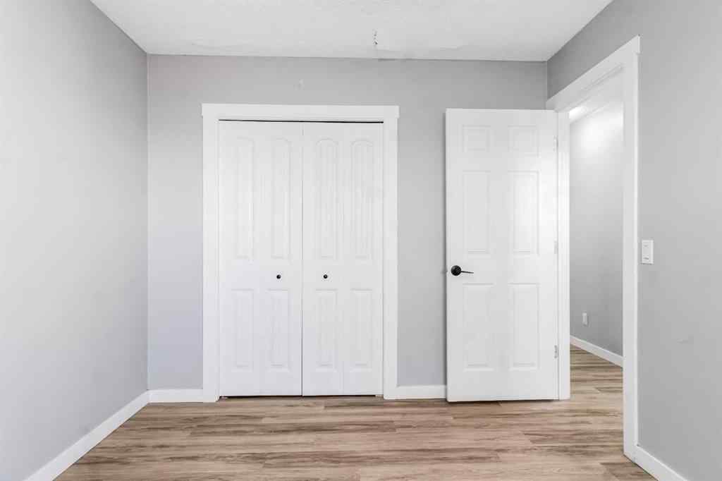MLS® A2220335 - 183 Penbrooke Close SE in Penbrooke Meadows Calgary, Residential