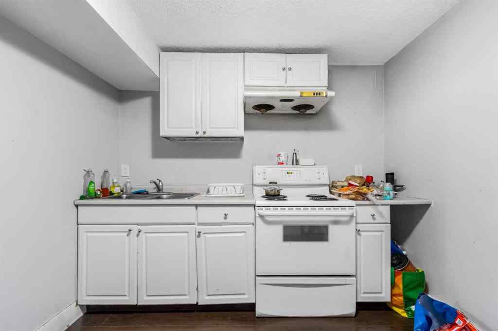 MLS® A2220335 - 183 Penbrooke Close SE in Penbrooke Meadows Calgary, Residential