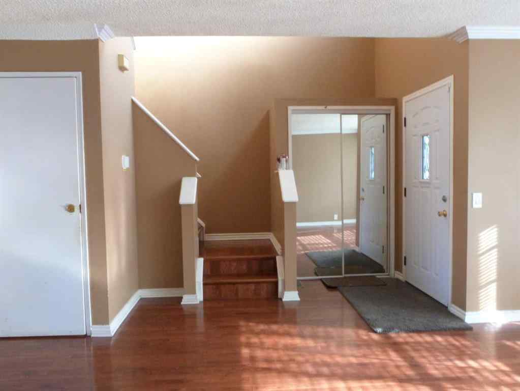 MLS® A2220346 - 34 Martinridge Road NE in Martindale Calgary, Residential