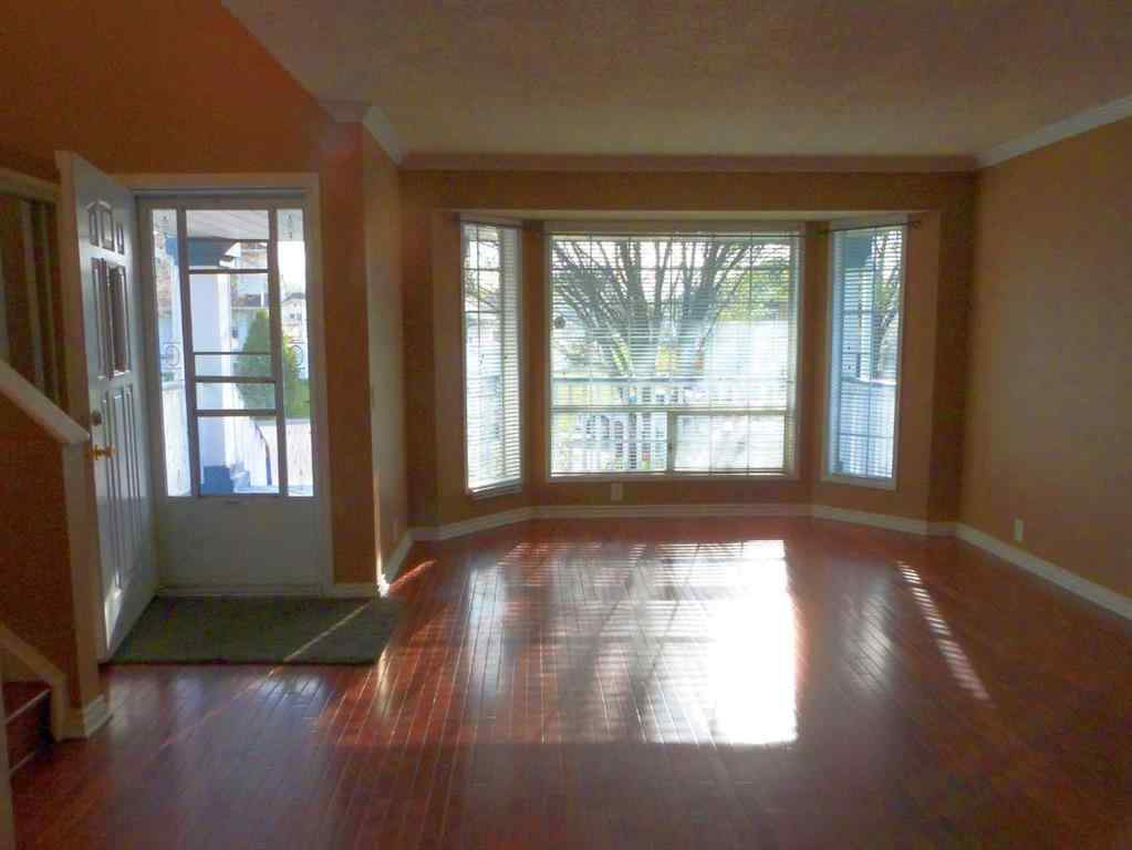 MLS® A2220346 - 34 Martinridge Road NE in Martindale Calgary, Residential