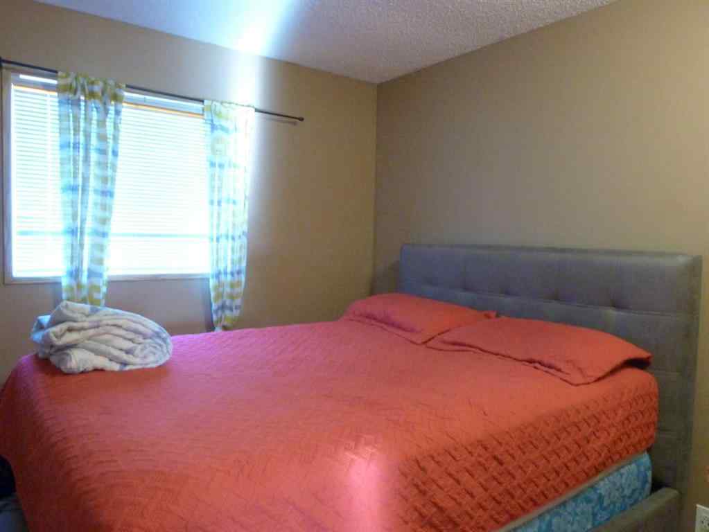 MLS® A2220346 - 34 Martinridge Road NE in Martindale Calgary, Residential