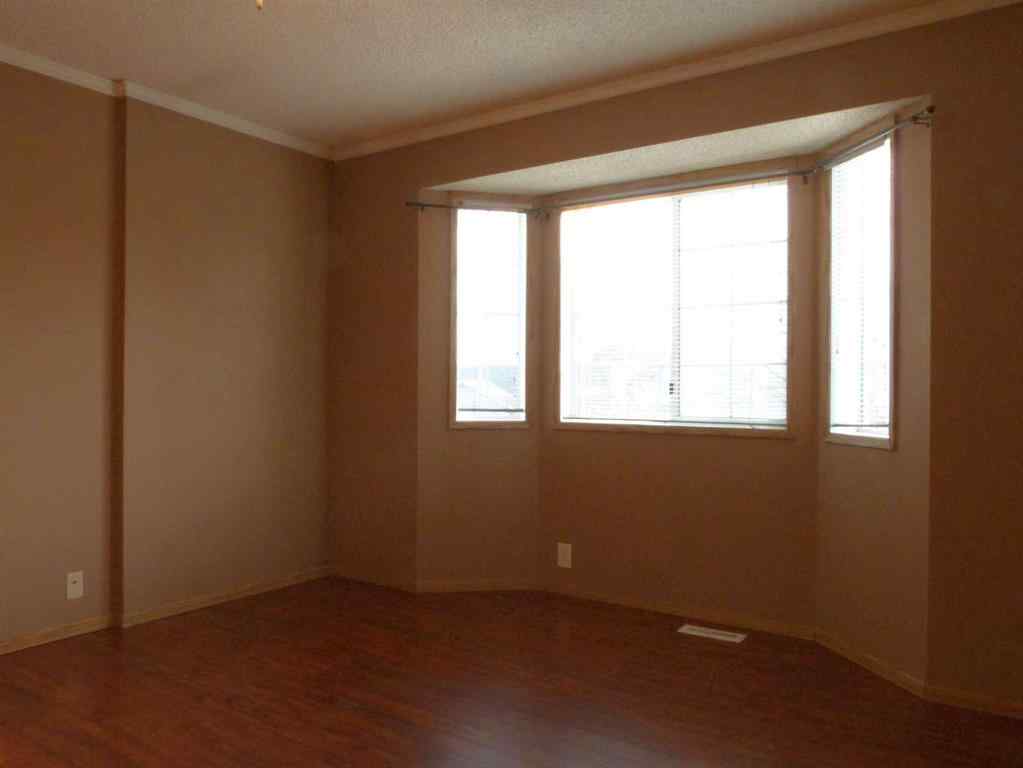 MLS® A2220346 - 34 Martinridge Road NE in Martindale Calgary, Residential
