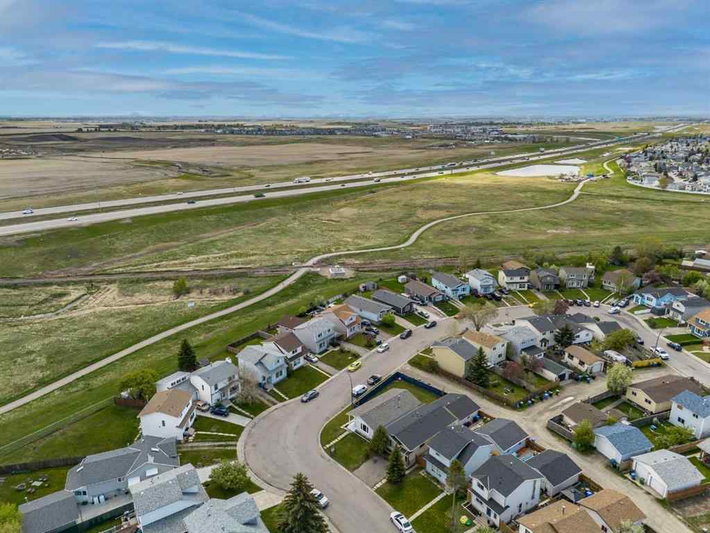MLS® A2220367 - 83 Aberdare Road NE in Abbeydale Calgary, Residential