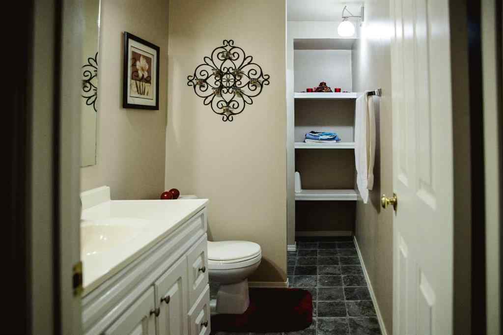 MLS® A2220374 - 301 3 Avenue NE in NONE Slave Lake, Residential