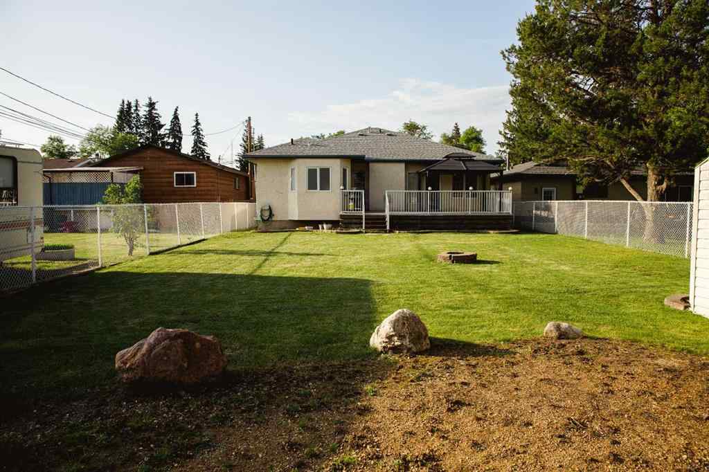 MLS® A2220374 - 301 3 Avenue NE in NONE Slave Lake, Residential