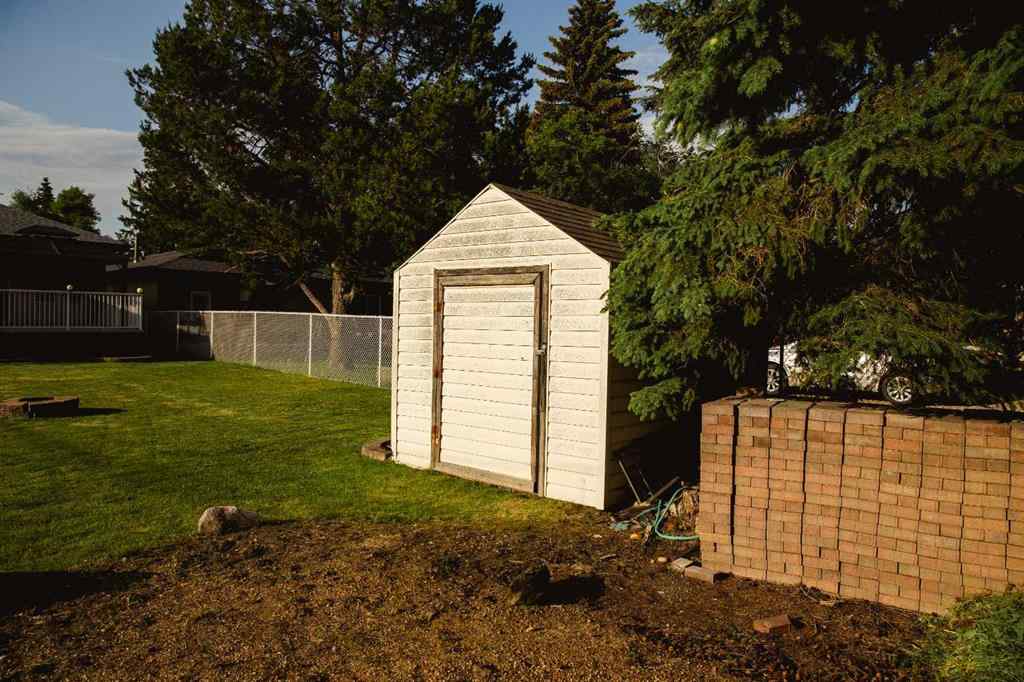 MLS® A2220374 - 301 3 Avenue NE in NONE Slave Lake, Residential