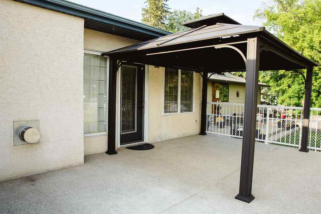 MLS® A2220374 - 301 3 Avenue NE in NONE Slave Lake, Residential