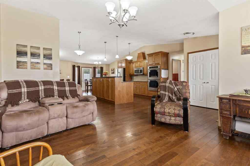 MLS® A2220384 - 5416 46 Avenue  in Forestburg Forestburg, Residential