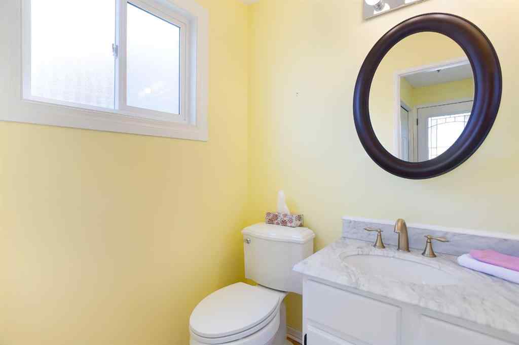 MLS® A2220420 - 12 Rivervalley Drive SE in Riverbend Calgary, Residential