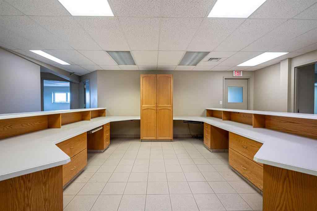 MLS® A2220429 - 4604 62 Avenue  in Hill Industrial Lloydminster, Commercial