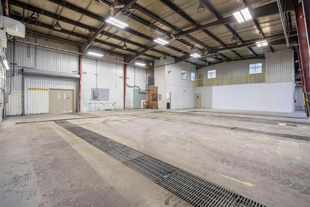 MLS® A2220429 - 4604 62 Avenue  in Hill Industrial Lloydminster, Commercial