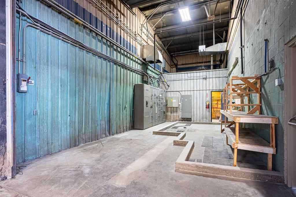 MLS® A2220429 - 4604 62 Avenue  in Hill Industrial Lloydminster, Commercial