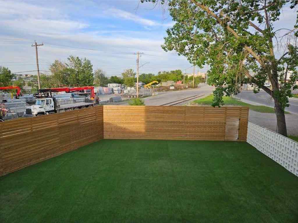 MLS® A2220435 - 340 50 Avenue SE in Manchester Industrial Calgary, Commercial