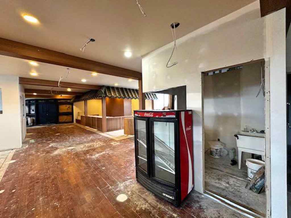 MLS® A2220435 - 340 50 Avenue SE in Manchester Industrial Calgary, Commercial