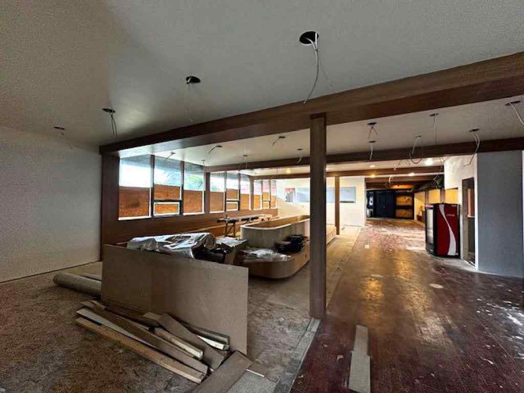MLS® A2220435 - 340 50 Avenue SE in Manchester Industrial Calgary, Commercial
