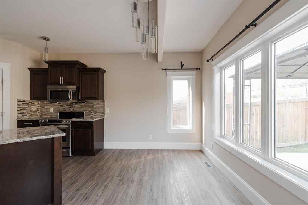 MLS® A2220453 - 200 Diamondstone Ridge  in Stonecreek Fort McMurray, Residential