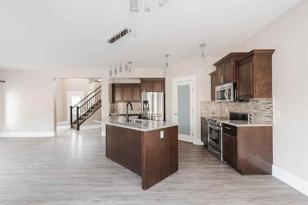 MLS® A2220453 - 200 Diamondstone Ridge  in Stonecreek Fort McMurray, Residential