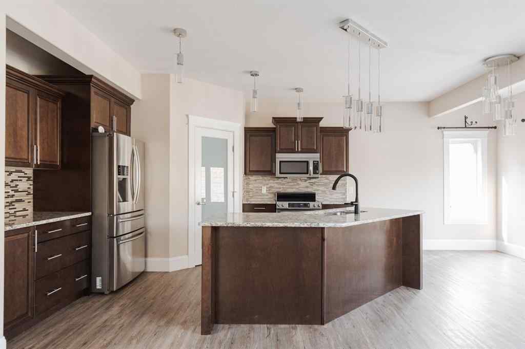 MLS® A2220453 - 200 Diamondstone Ridge  in Stonecreek Fort McMurray, Residential