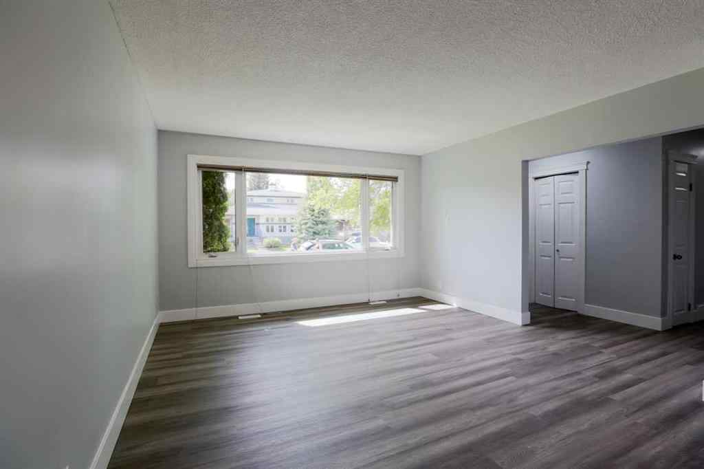 MLS® A2220476 - 2620 38 Street SW in Glendale Calgary, Residential
