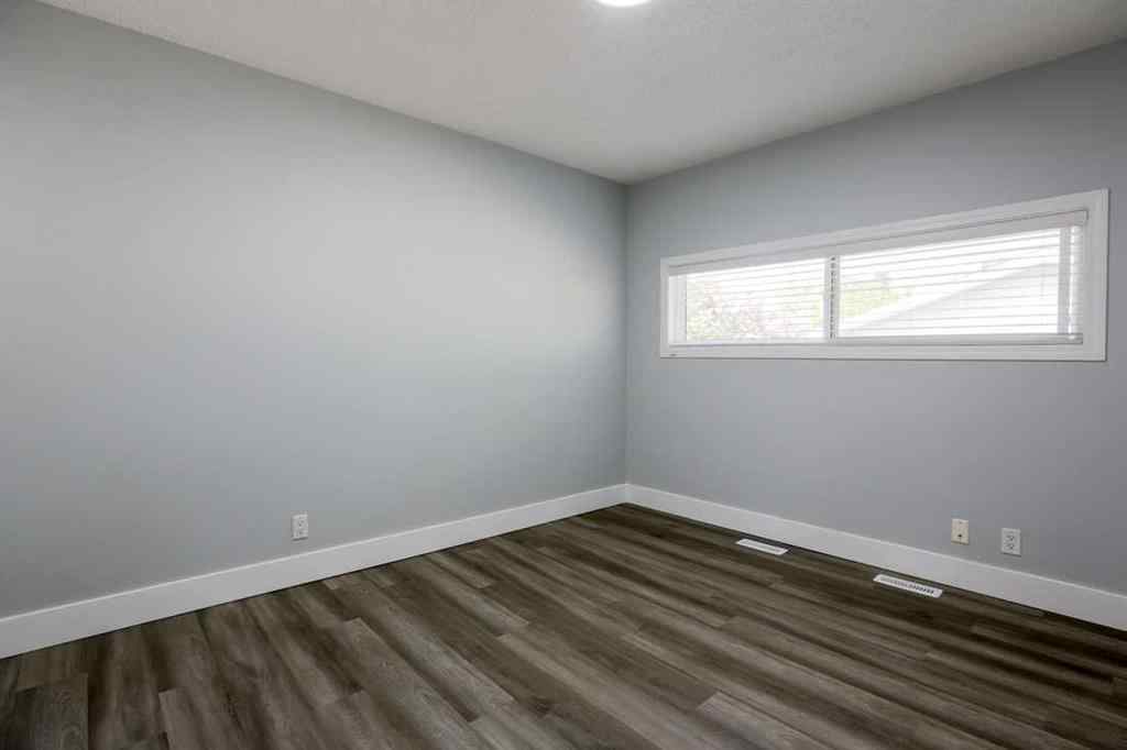 MLS® A2220476 - 2620 38 Street SW in Glendale Calgary, Residential