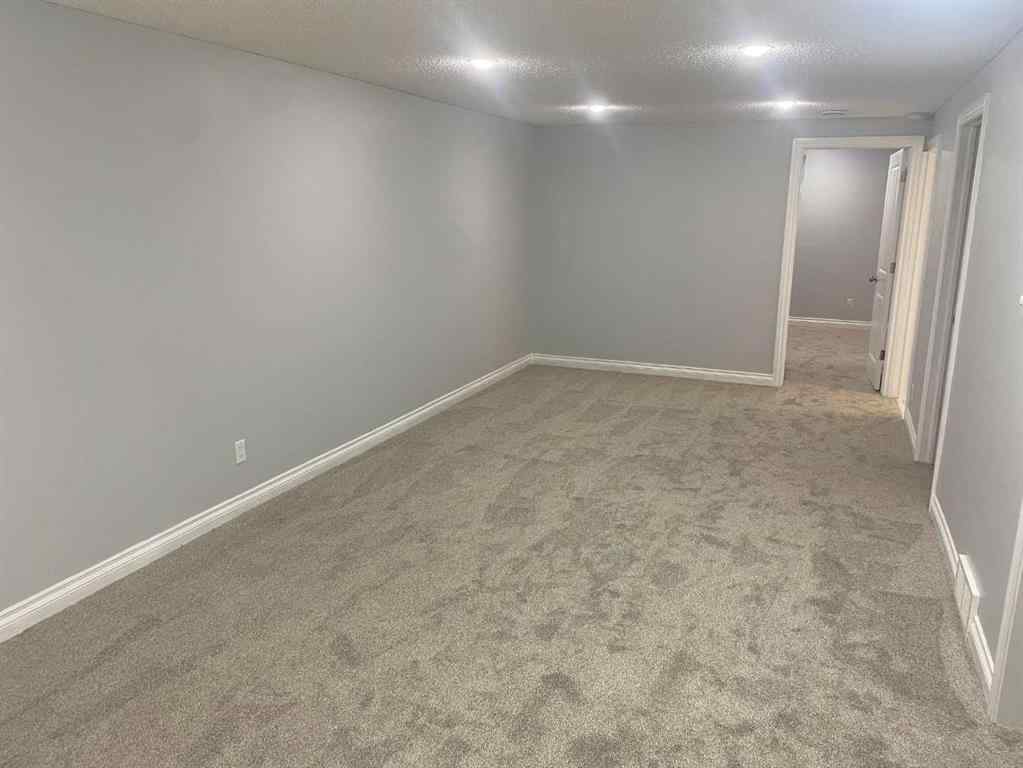 MLS® A2220476 - 2620 38 Street SW in Glendale Calgary, Residential