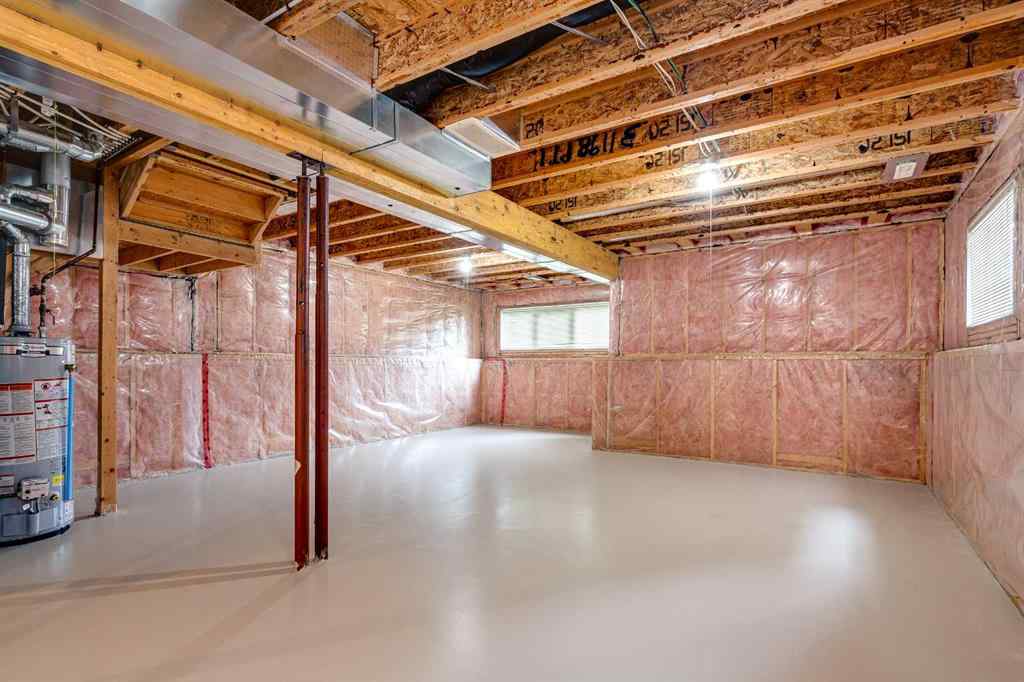 MLS® A2220532 - 5009 41 Street  in Cottage Area Sylvan Lake, Residential