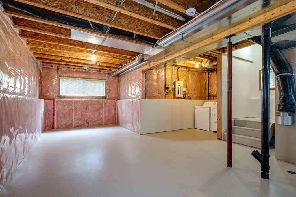 MLS® A2220532 - 5009 41 Street  in Cottage Area Sylvan Lake, Residential