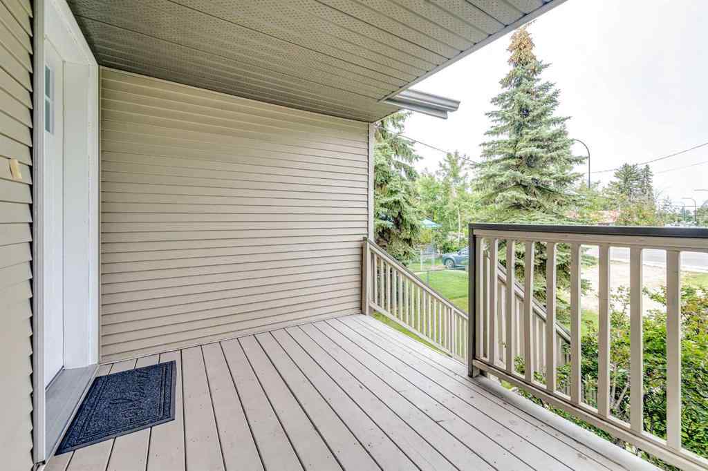 MLS® A2220532 - 5009 41 Street  in Cottage Area Sylvan Lake, Residential