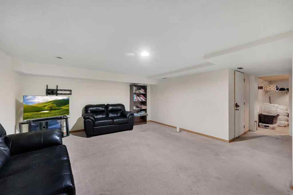 MLS® A2220568 - 137 Martinpark Way NE in Martindale Calgary, Residential