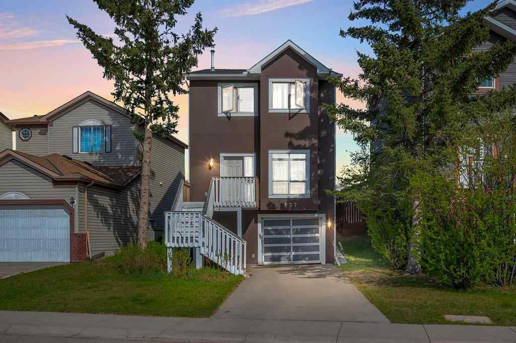 MLS® A2220568 - 137 Martinpark Way NE in Martindale Calgary, Residential
