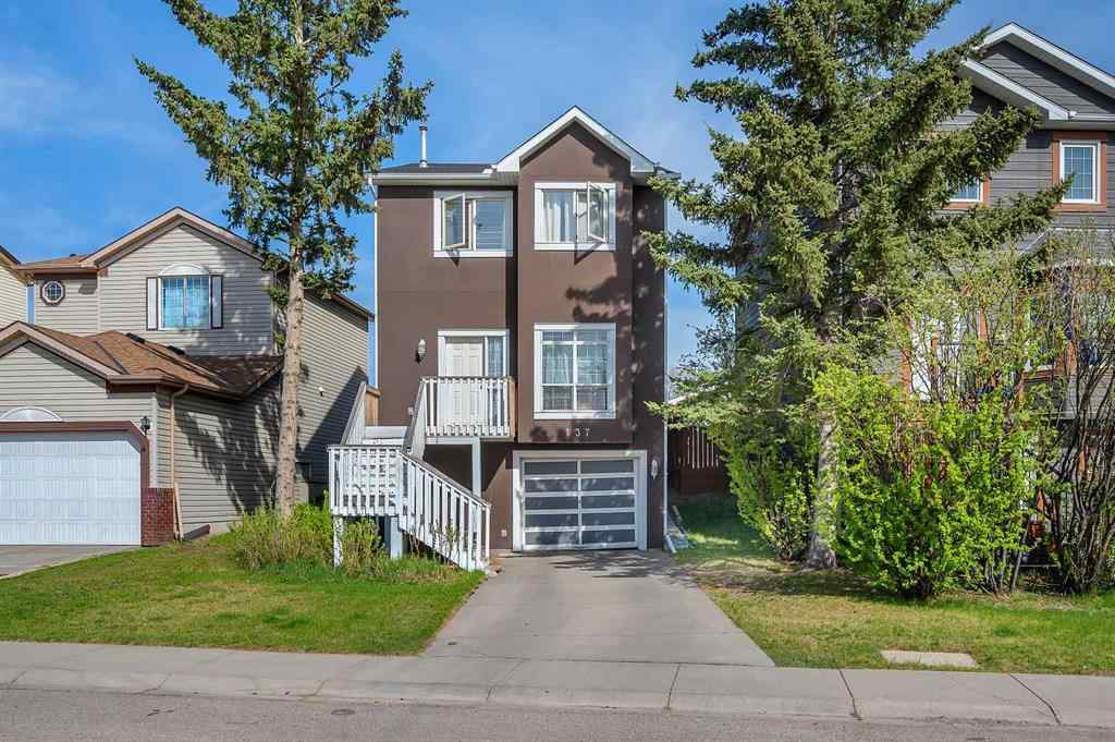 MLS® A2220568 - 137 Martinpark Way NE in Martindale Calgary, Residential