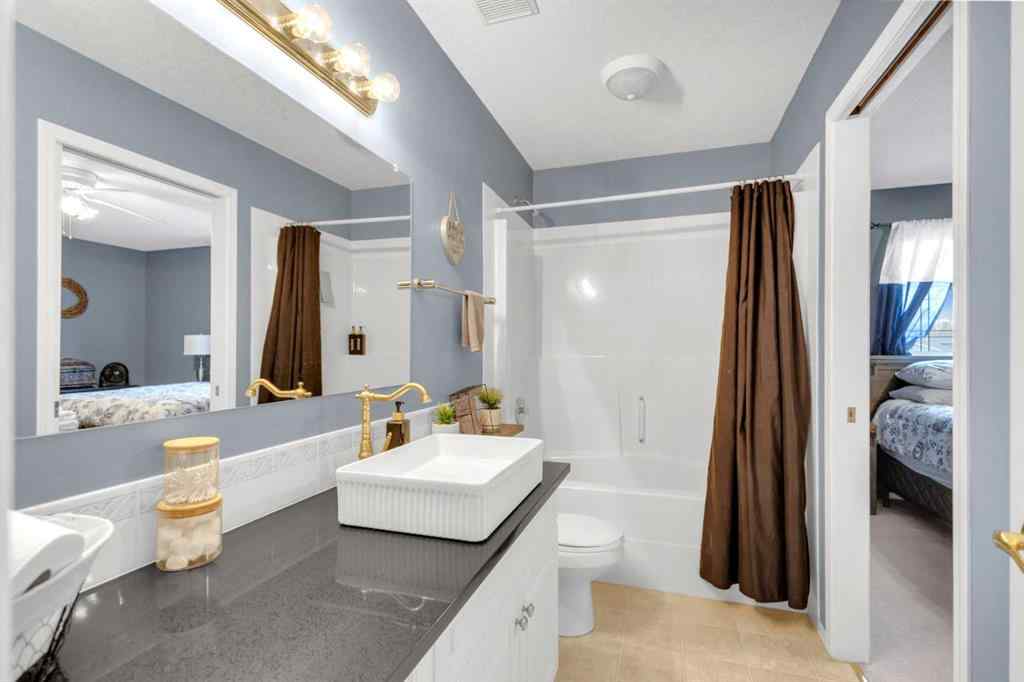MLS® A2220577 - 10 Willow Springs Crescent   in Willow Springs Sylvan Lake, Residential