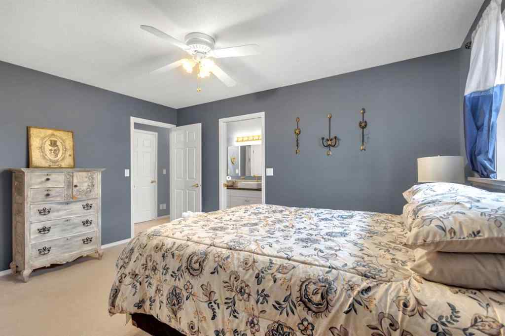 MLS® A2220577 - 10 Willow Springs Crescent   in Willow Springs Sylvan Lake, Residential