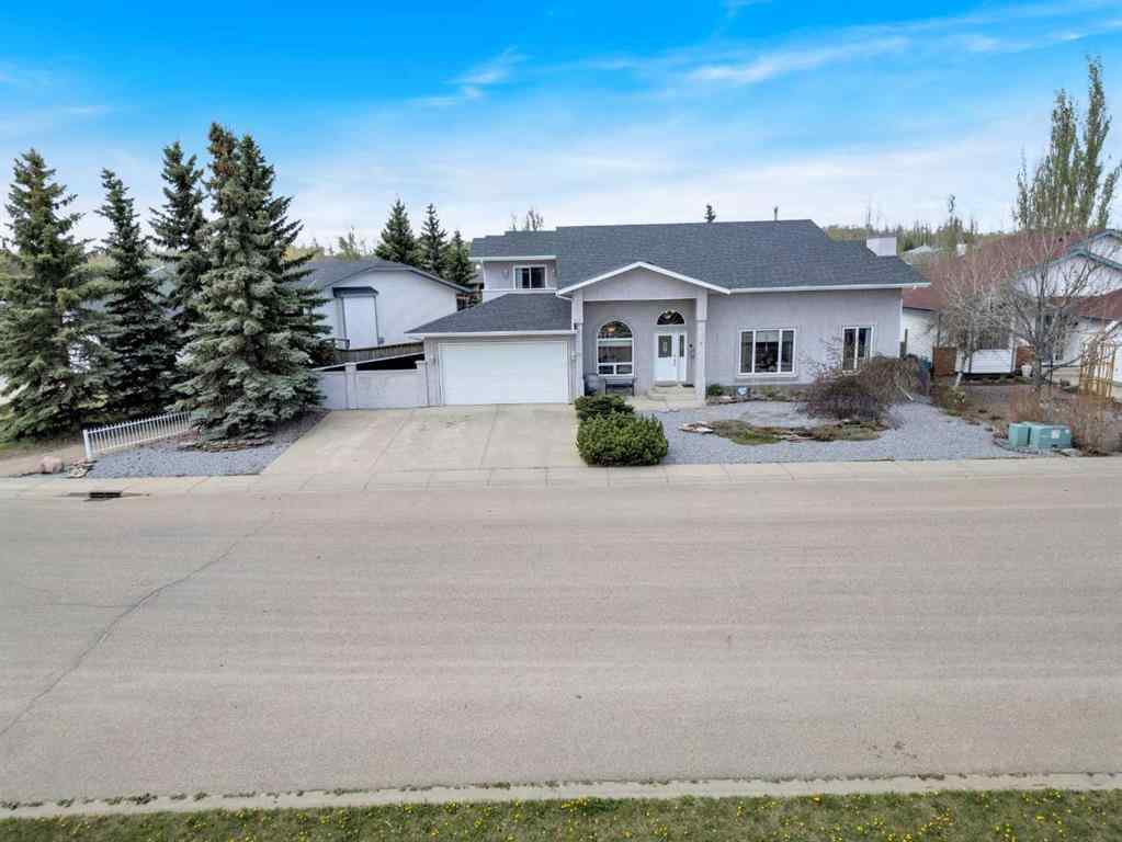 MLS® A2220577 - 10 Willow Springs Crescent   in Willow Springs Sylvan Lake, Residential