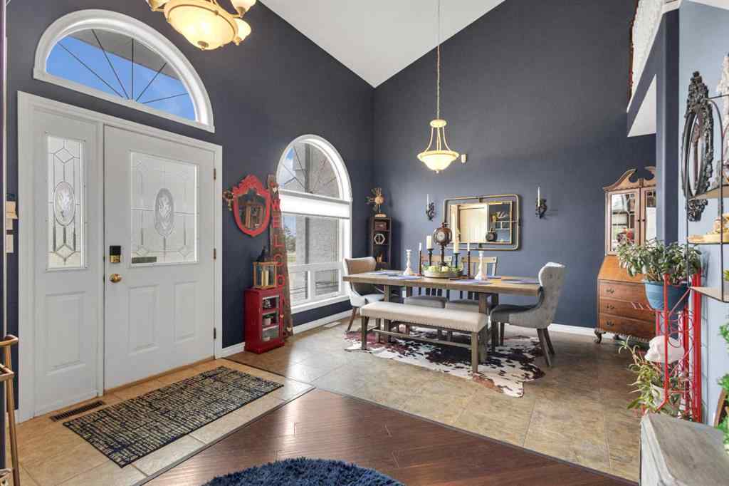 MLS® A2220577 - 10 Willow Springs Crescent   in Willow Springs Sylvan Lake, Residential