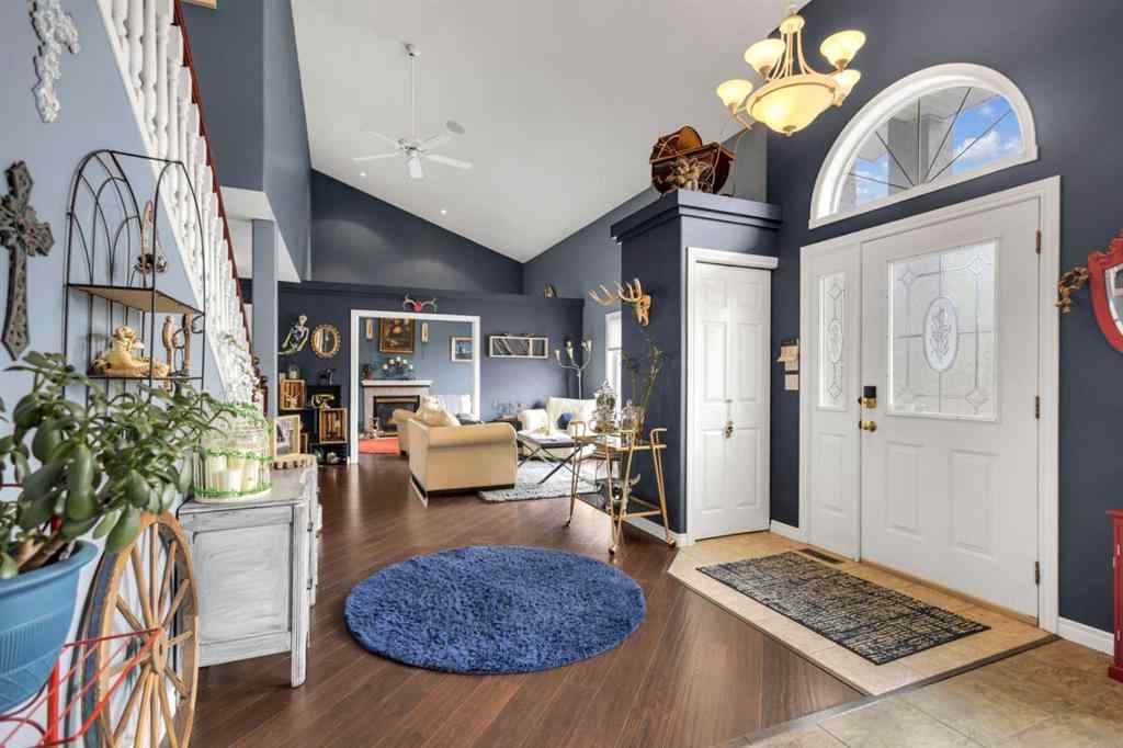 MLS® A2220577 - 10 Willow Springs Crescent   in Willow Springs Sylvan Lake, Residential