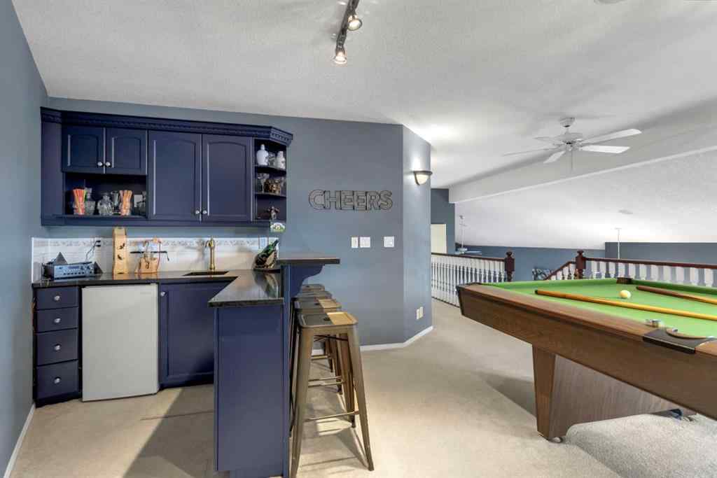 MLS® A2220577 - 10 Willow Springs Crescent   in Willow Springs Sylvan Lake, Residential