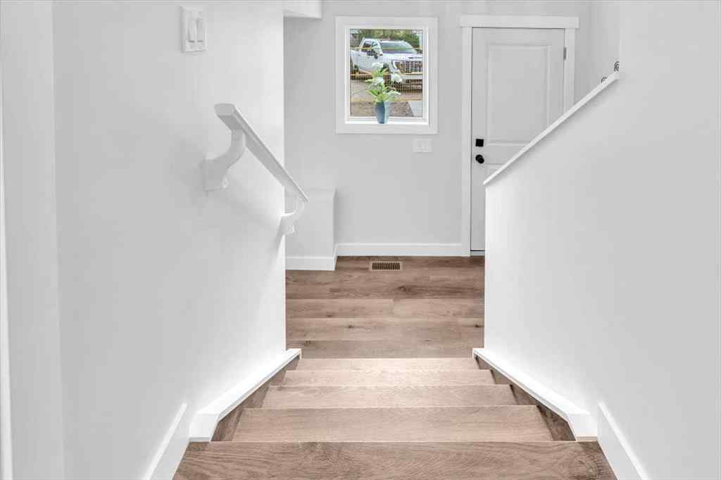 MLS® A2220603 - 1016 Limit Avenue  in NONE Crossfield, Residential