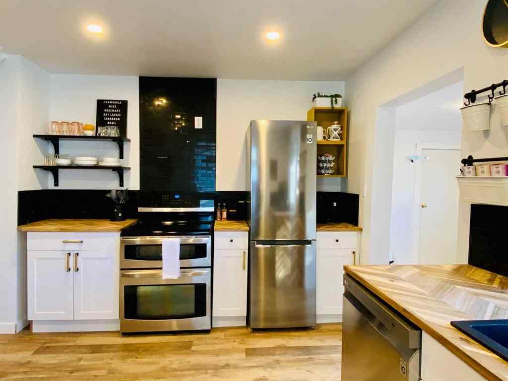 MLS® A2220618 - 1206 5A Avenue S in London Road Lethbridge, Residential