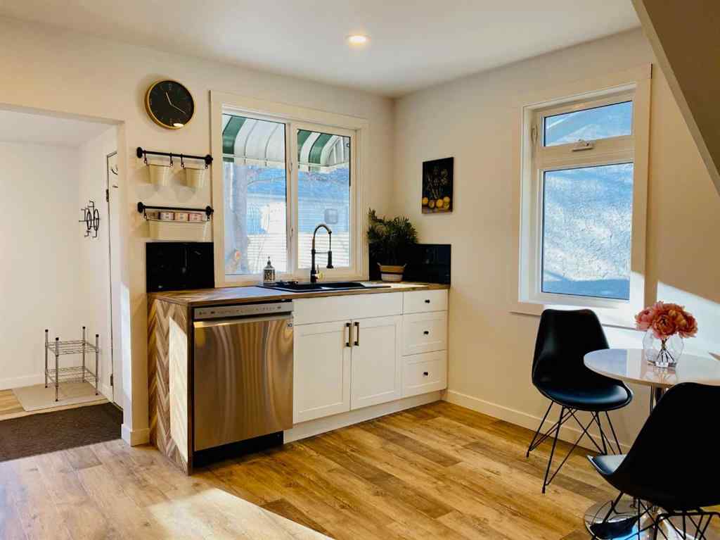 MLS® A2220618 - 1206 5A Avenue S in London Road Lethbridge, Residential