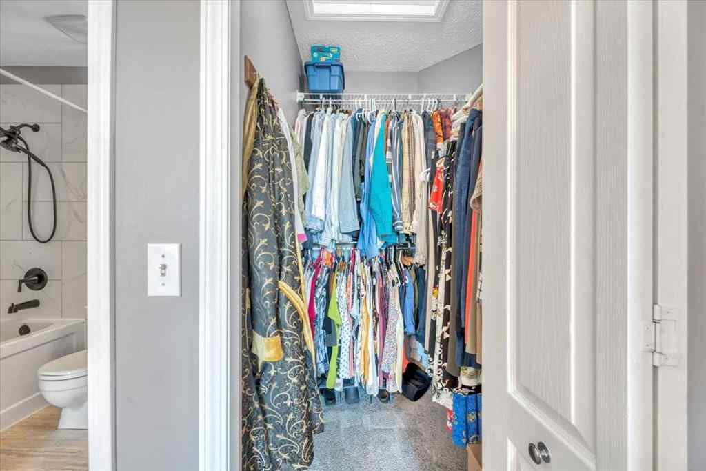 MLS® A2220653 - 27 Henderson Road  in NONE Langdon, Residential